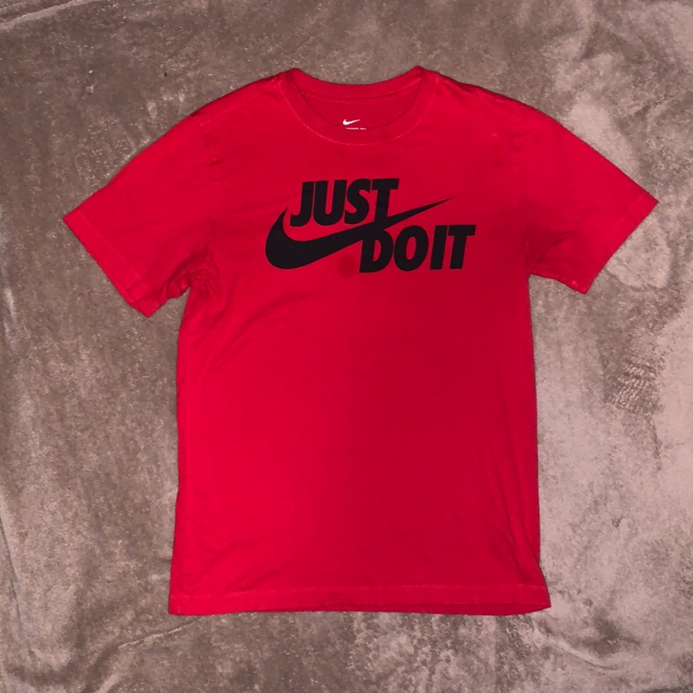 Nike T-shirt